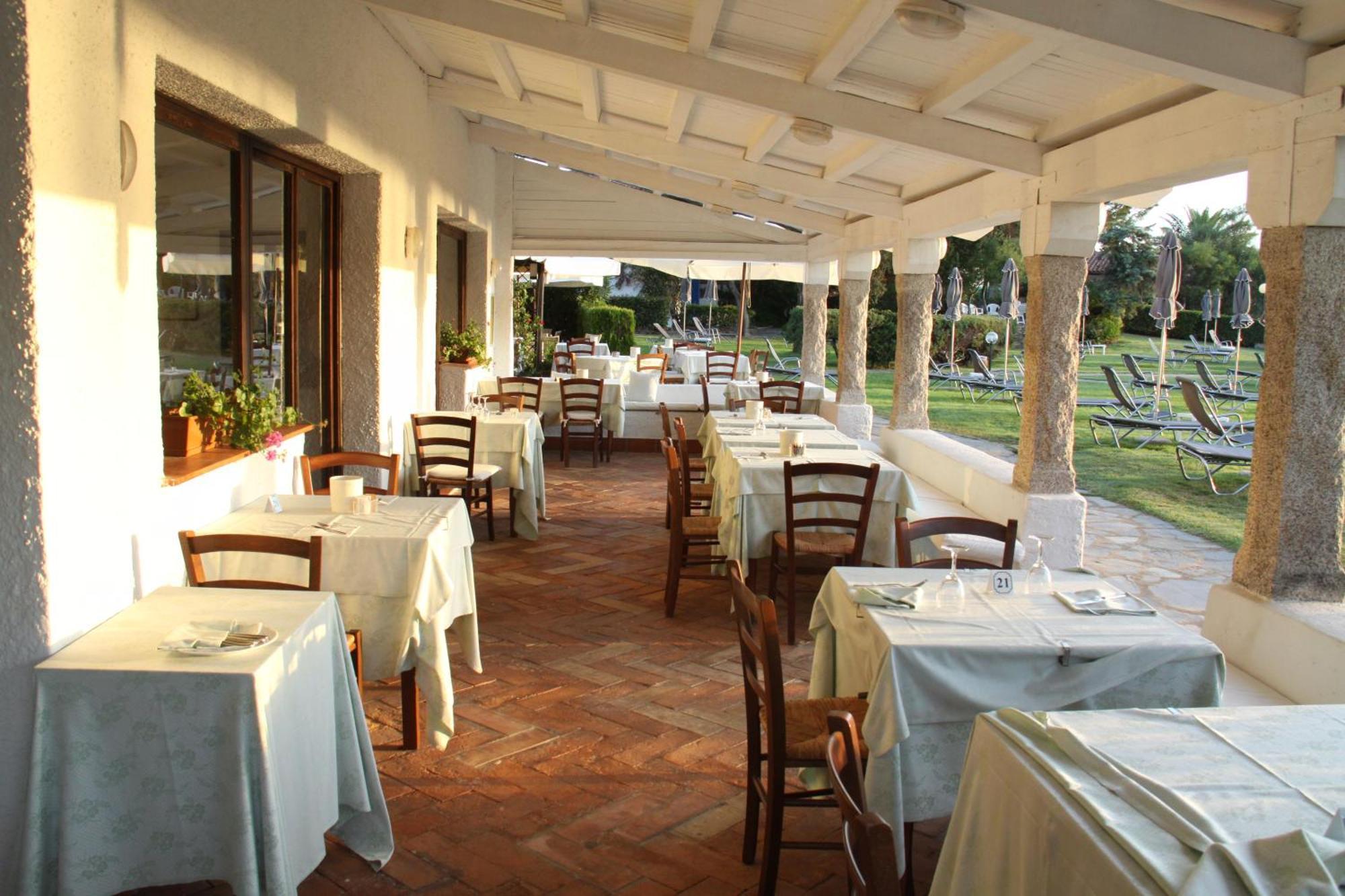 Ihr Hotel San Paolo Porto San Paolo  Kültér fotó