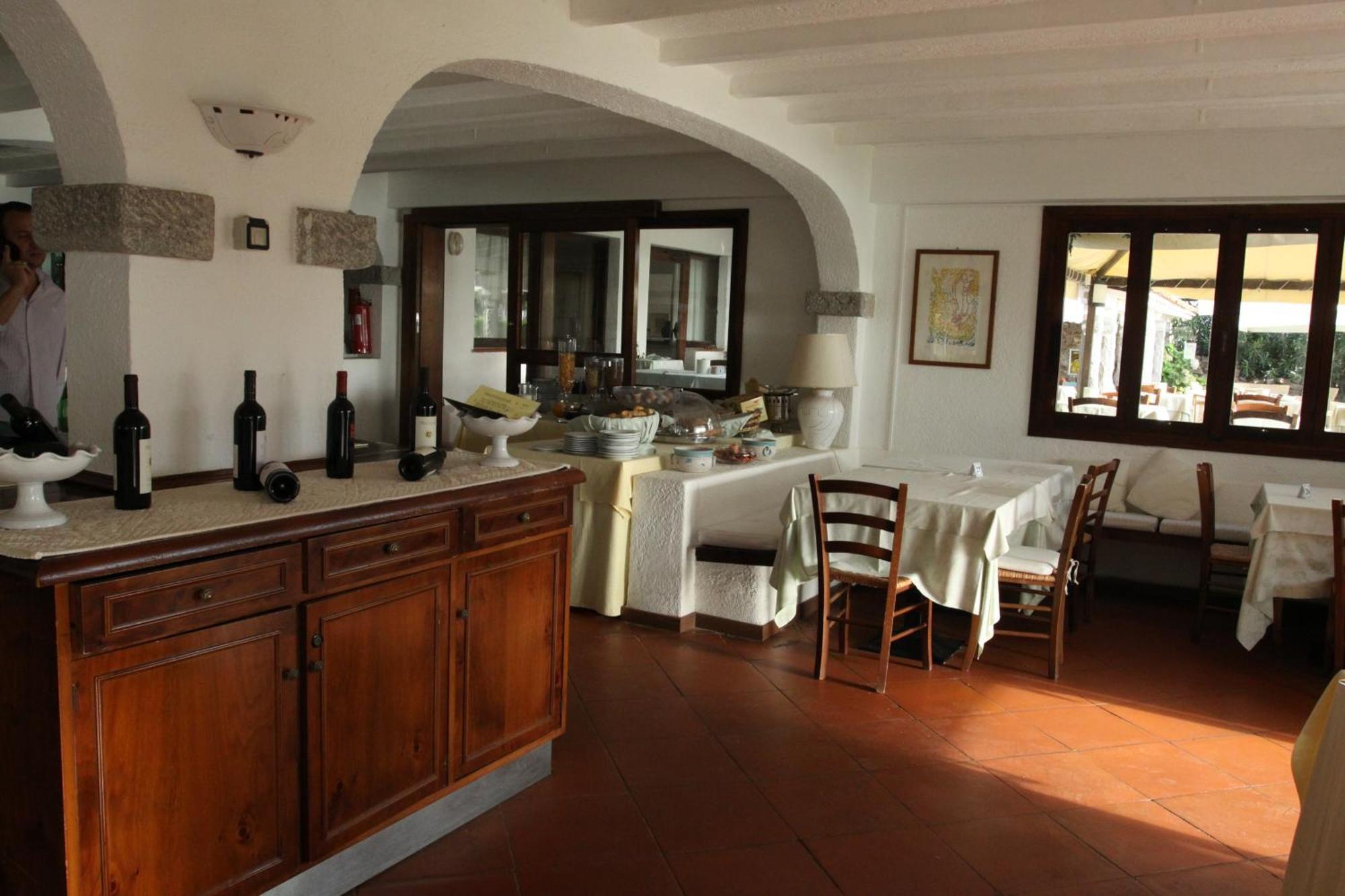 Ihr Hotel San Paolo Porto San Paolo  Kültér fotó
